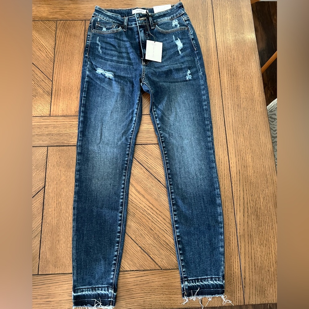 Zenana High-Rise Cropped Skinny Jeans